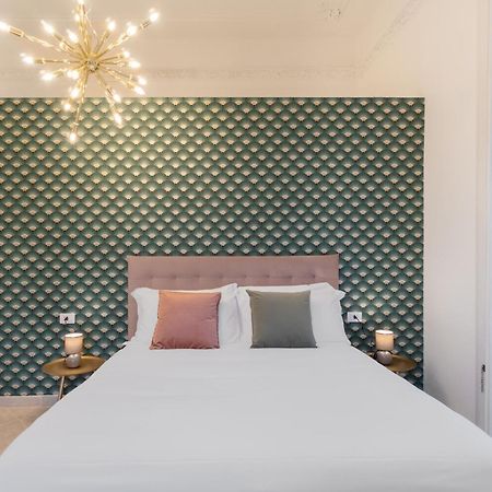 Palazzo Galeoni Luxury Suites 萨莱诺 外观 照片