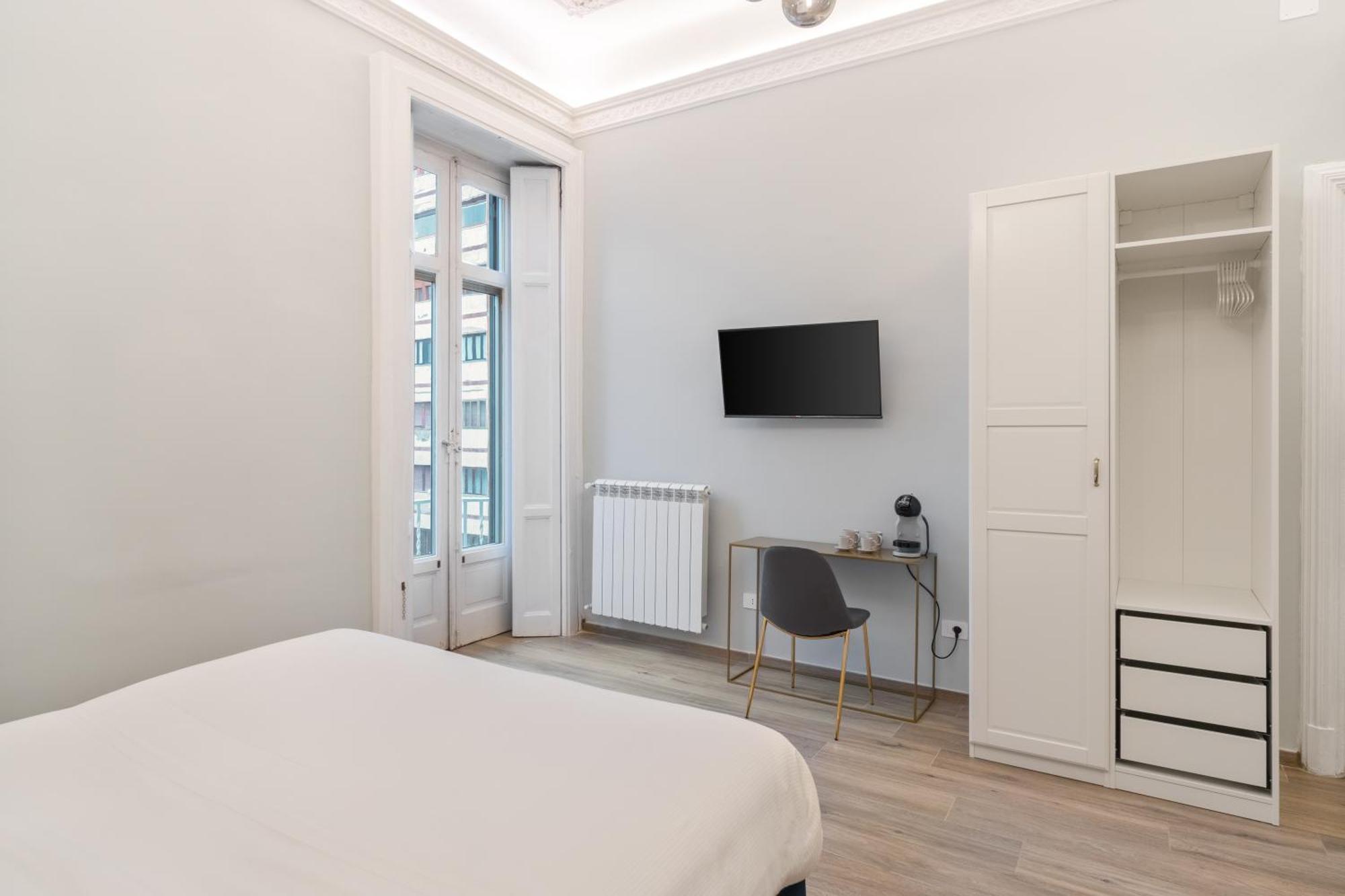 Palazzo Galeoni Luxury Suites 萨莱诺 外观 照片