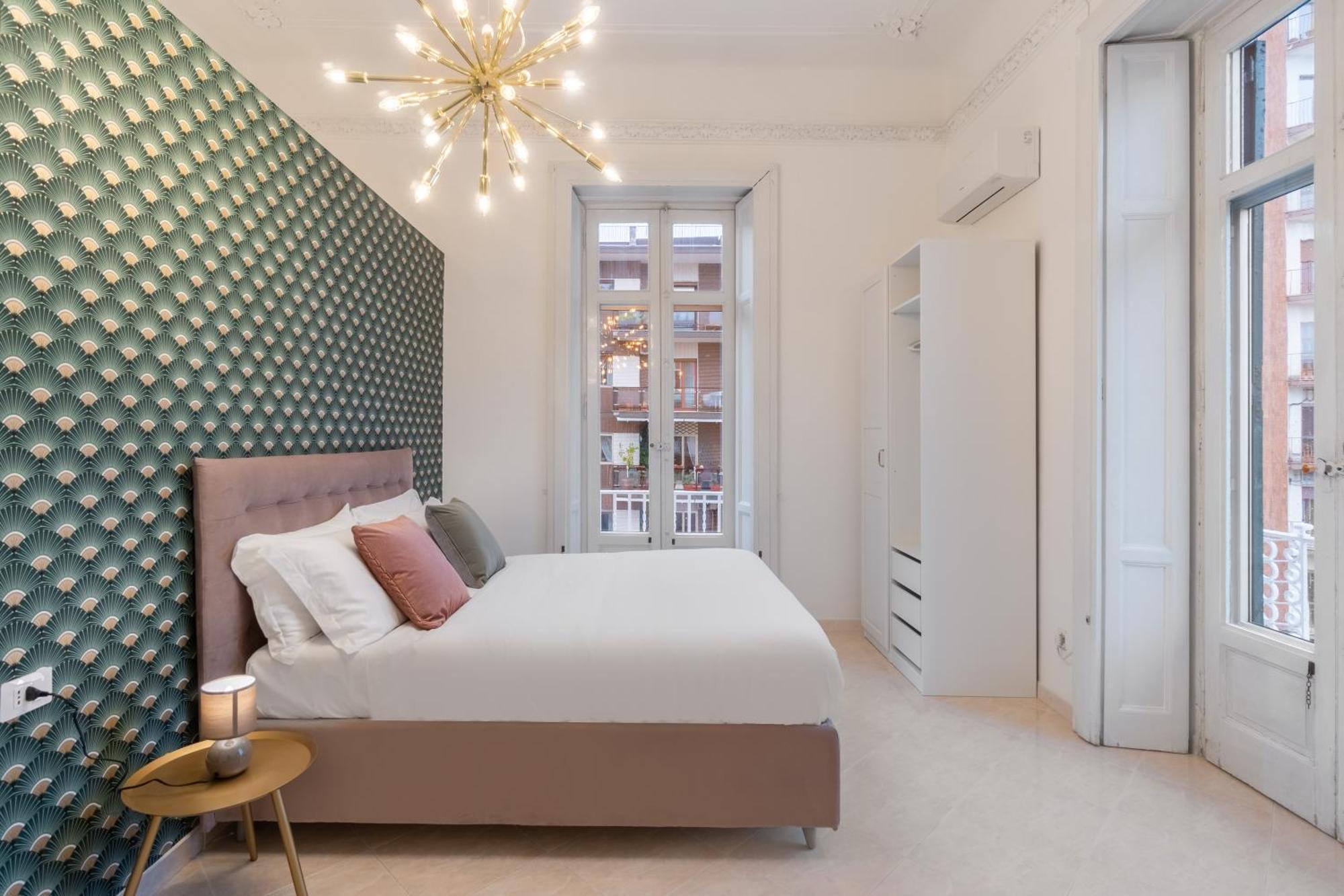 Palazzo Galeoni Luxury Suites 萨莱诺 外观 照片
